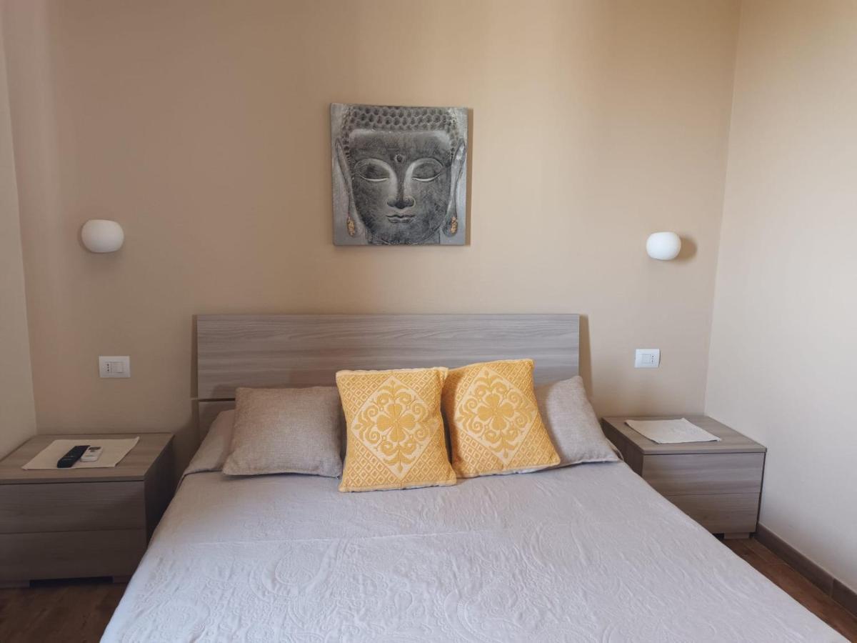 Il Vecchio Ginepro Bed & Breakfast Капотера Екстериор снимка