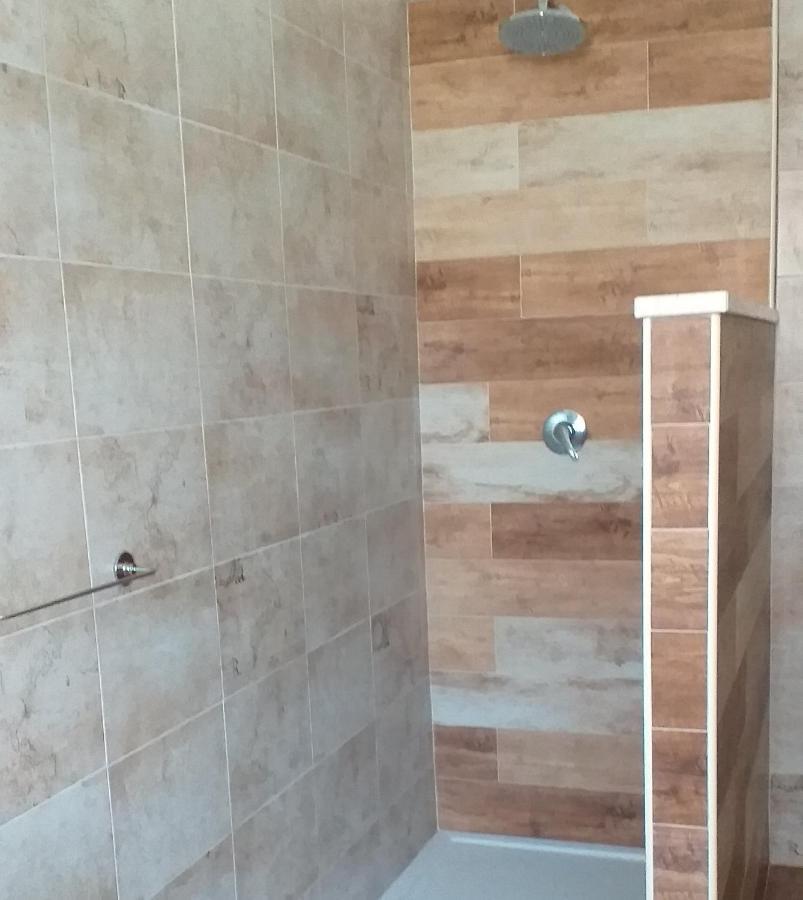 Il Vecchio Ginepro Bed & Breakfast Капотера Екстериор снимка