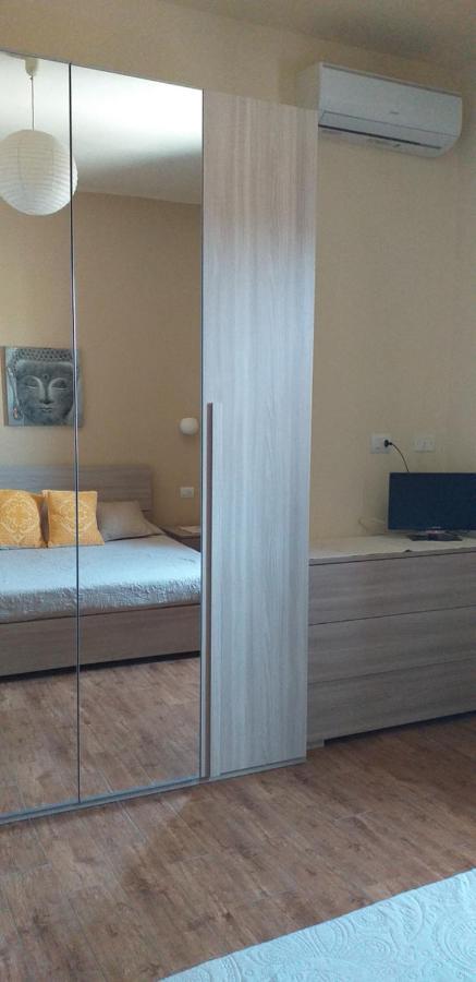 Il Vecchio Ginepro Bed & Breakfast Капотера Екстериор снимка